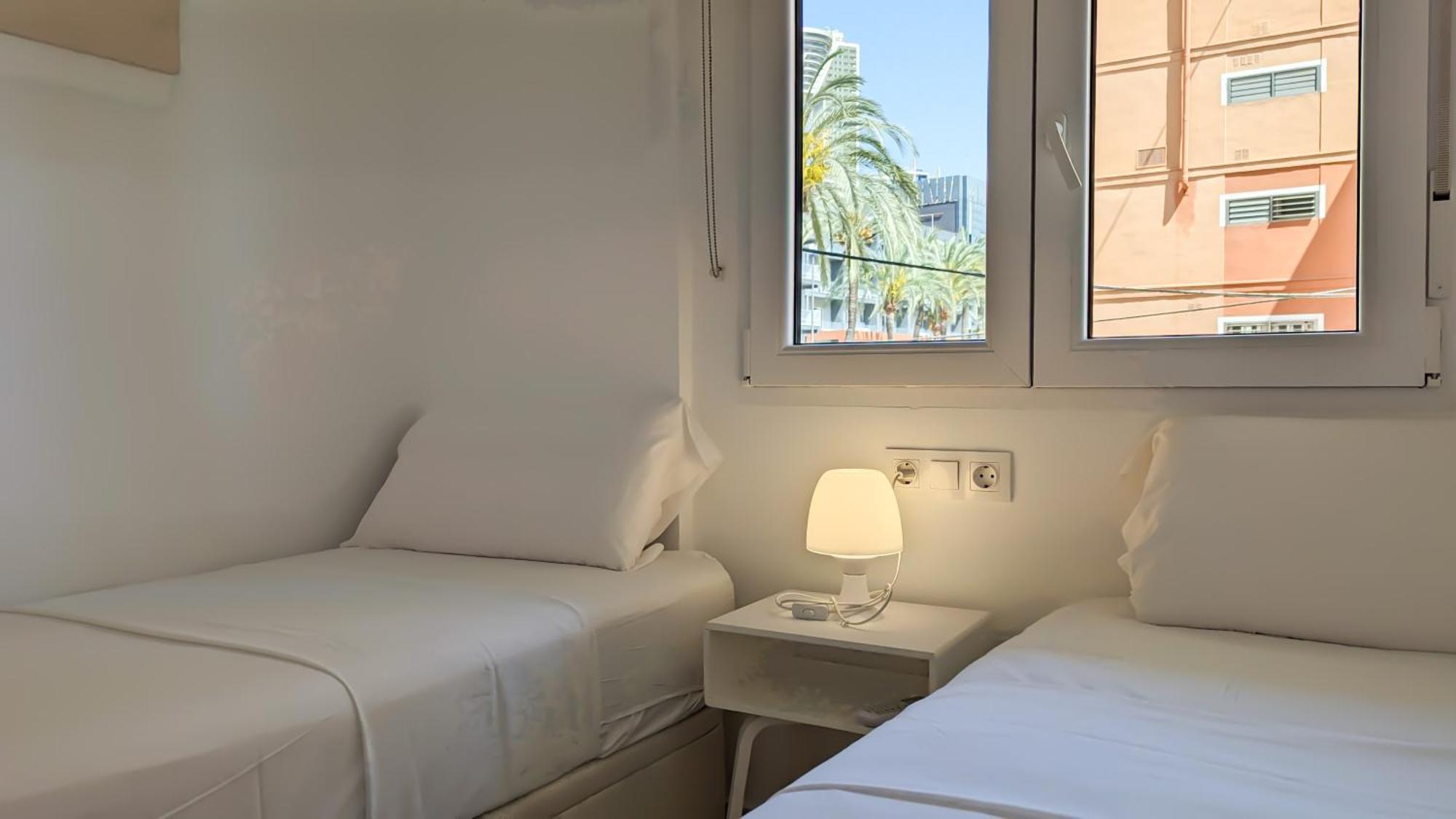 Esmeralda Sea Front Apartment เบนิดอร์ม ภายนอก รูปภาพ